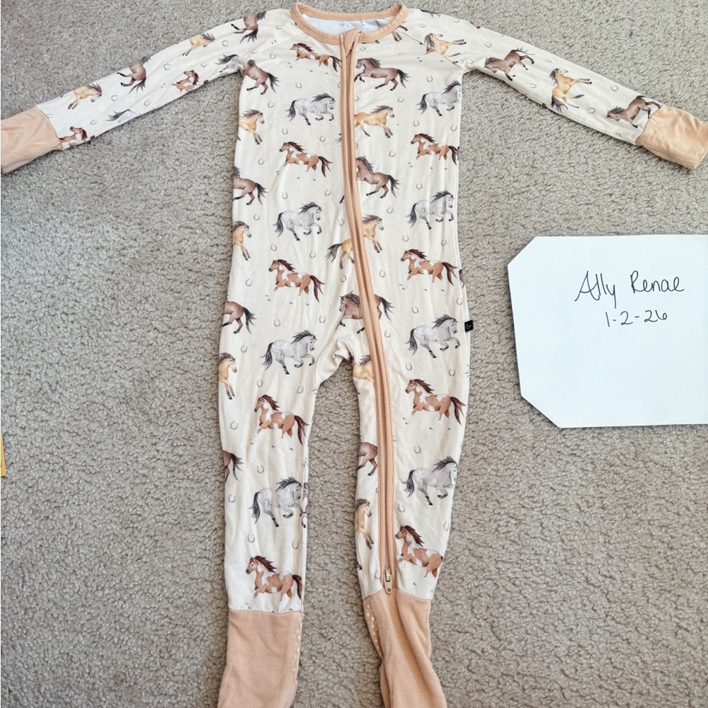 The Sleepy Sloth Wild & Free Zippy